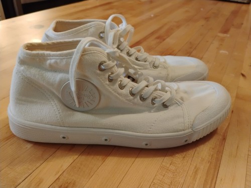 Springcourt white canvas - springcourt, g2