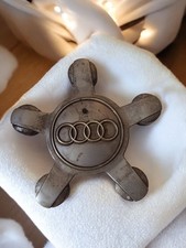 Enjoliveur cabochon Audi d'occasion, pièce ancienne idéale collection ou restaur