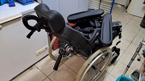 Fauteuil roulant invacare - fauteuil,