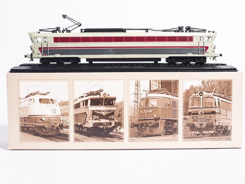Locomotive nez casse - nez, 1964