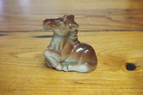 Vintage brown horse - , figurine