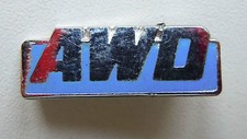 INSIGNE EPINGLETTE EMBLEME CAMION " AWD " TRUCKS
