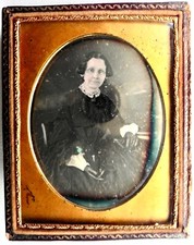 DAGUERREOTYPE 1/4 femme col brodé gants 1/2 boîte cadre doré p305
