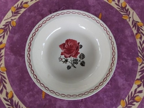 Plat rond creux - plat, faience