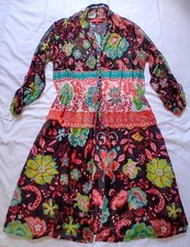 Robe Chacok noire motif floral multicolore Taille 2
