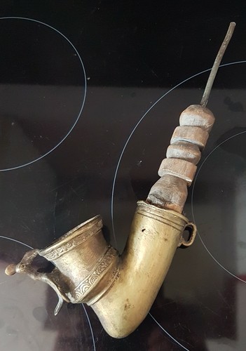Pipe africaine ancienne bronze - africaine,