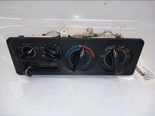 PANNEAU DE COMMANDE CHAUFFAGE CLIMATISATION Pajero Hardtop (V1/2/3/4) MR218473