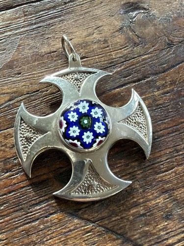 Pendentif croix vintage