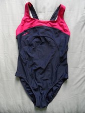 MAILLOT   DE  BAIN    Taille