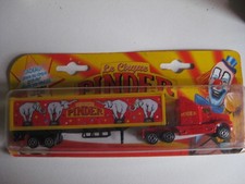 VEHICULE MINIATURE DE MARQUE MAJORETTE - CIRQUE PINDER - SEMI REMORQUE KENWORTH