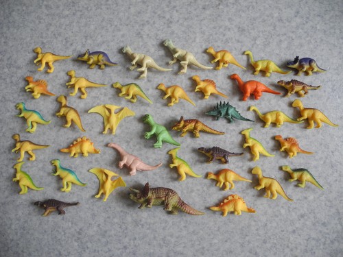 Lot figurines dinosaures - lot,
