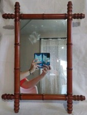 miroir avec encadrement en