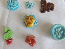 LOT DE  7 BOUTONS ANCIENS CERAMIQUE