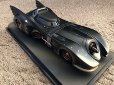 Hot Wheels 1/18 Batmobile 1989