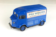 Norev ancien Citroën 1200 KG "Piles Wonder" - N°81