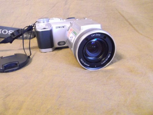 Sony dsc f717 - cyber-shot, hqx