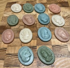 Collection Publicitaire TOTAL - 14 portraits camées amoureux célèbres 1970