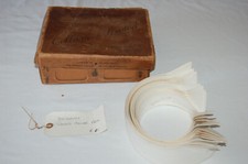 ancienne boite Collars London Limited col , boite cartonnée , collection