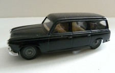 1/43 PEUGEOT 403 break noire VEREM sans boite