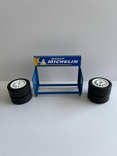 Diorama garage rack - diorama, 1/18