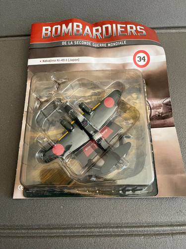 Avion miniature militaire - miniature,