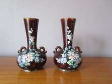 Paire de Vases en  Faïence émaillée décor fleurs  DLG Montigny Sur Loing