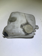 OEM 61661387384 Réservoir