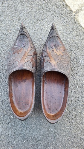 Paire petits sabots bois - de,
