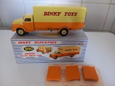 DINKY TOYS BEDFORD N°930 NEUF