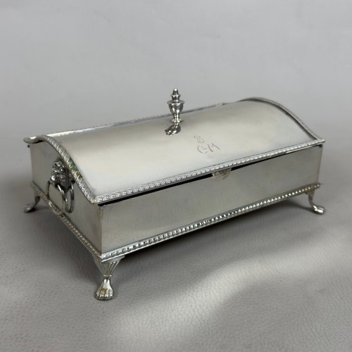 Antique calame o - s, i