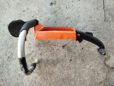 POIGNEE DE COMMANDE     POUR TRONCONNEUSE STIHL 041