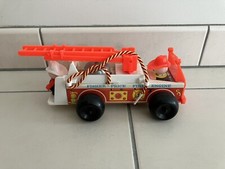 SUPERBE CAMION DE POMPIERS AVEC GRANDE ECHELLE VINTAGE FISHER PRICE