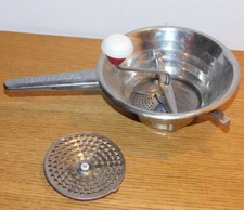 vintage STELLA Presse Purée