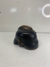 Ancien casque en cuir dessus cuivre laiton pompier enfant ? À restaurer