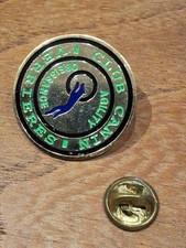 Pin's.    Agility Obéissance CLUB CANIN VERRIÈRES.  CHIEN.  P22