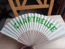 éventail pare soleil Chartreuse verte bois et toile tissu neuf publicité