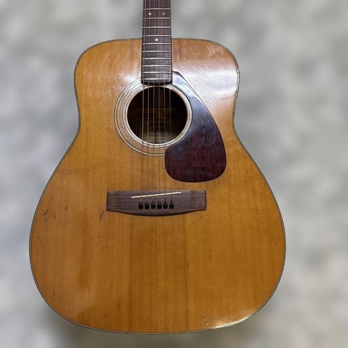 Guitare acoustique vintage