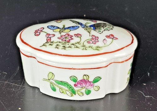 Boîte pilules déco - boîte,