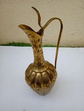-AFRIQUE du NORD ANCIEN SOLIFLORE VASE VERSEUSE  EN LAITON OBJET ETHNIQUE