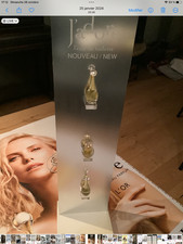 Présentoir lumineux Parfum + Affiche publicitaire