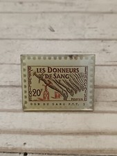 Pin's Pins Pin Enamel 24 Associations Timbre "Les Donneurs de Sang"