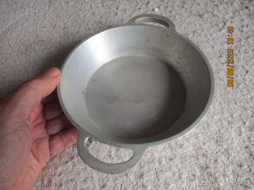 Ancien assiette aluminium - ancien, en