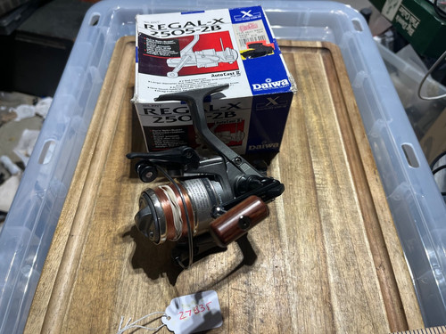 Daiwa regal 2505 2b - -x, fishing