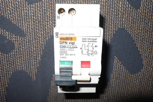 Disjoncteur differentiel 20a - differentiel,