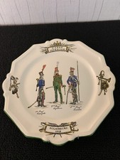 Assiette collection garde impériale éclaireurs 1814 en faïence de Saint Clément