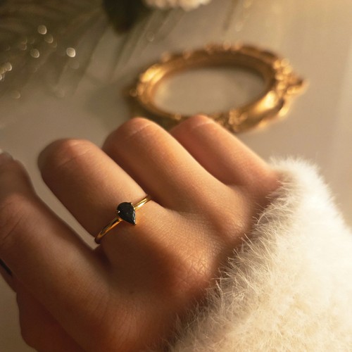 Bague dorée pierre noire - bague,