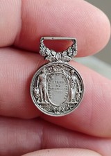 MILITARIA - Médaille miniature Argent Ministère Intérieur Actes de Dévouement 