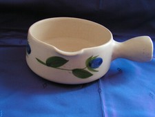 CAQUELON     vintage   signé POTERIES du MARAIS environ  1970