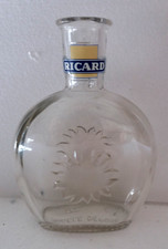 CARAFE A EAU , EN VERRE