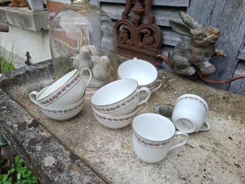 Tasses rondes a - 2,